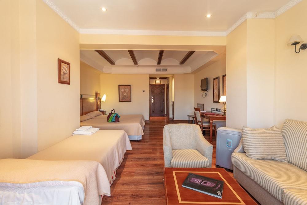 Hotel Abades Guadix Exteriör bild